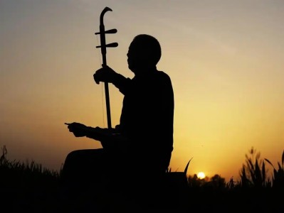 花888在二胡大师那里买来的经典二胡教程，看过的都说好!